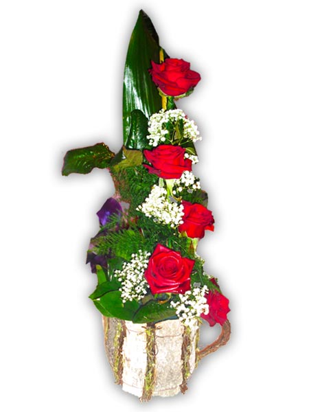 visoki buket crvenih ruža